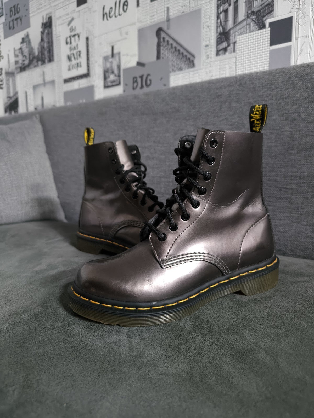 Women's (38) Dr. Martens Rare Premium Boots City Casual UK5 US 7 Shoes 1