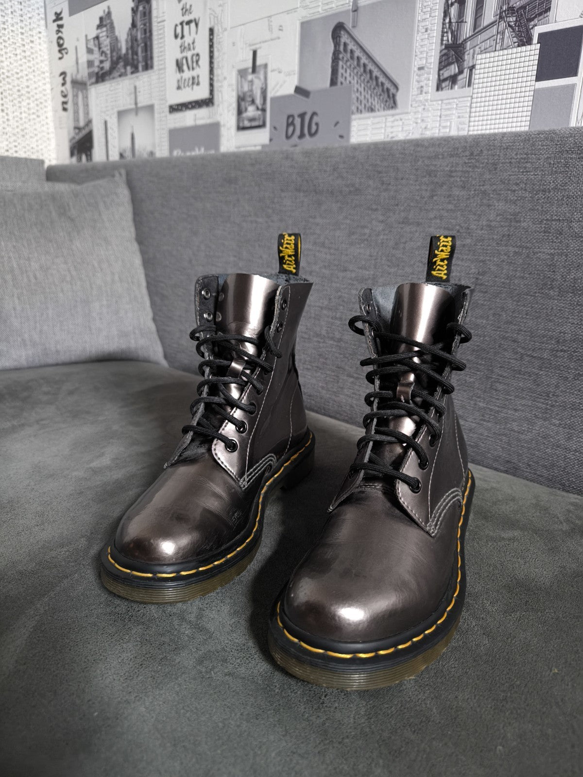 Women's (38) Dr. Martens Rare Premium Boots City Casual UK5 US 7 Shoes 2